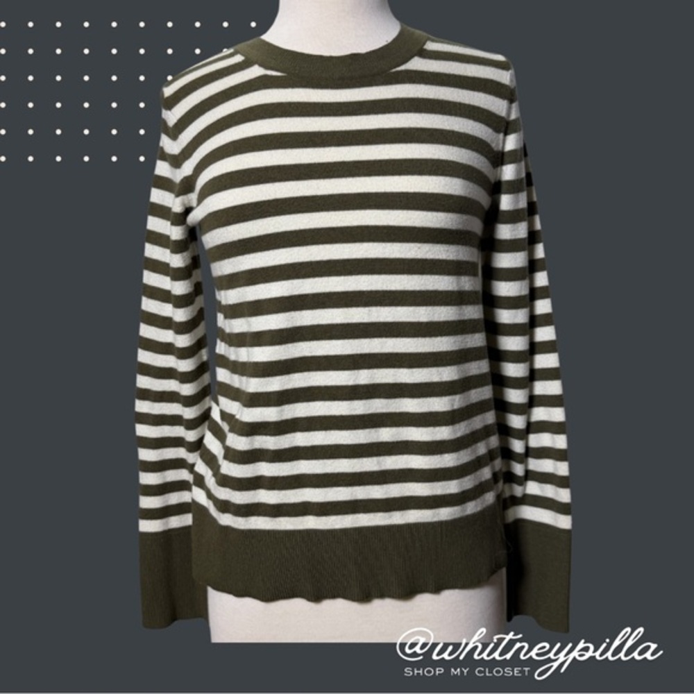 3/$20 Free Assembly Women's Striped Crewneck Sweater Green & White size Medium